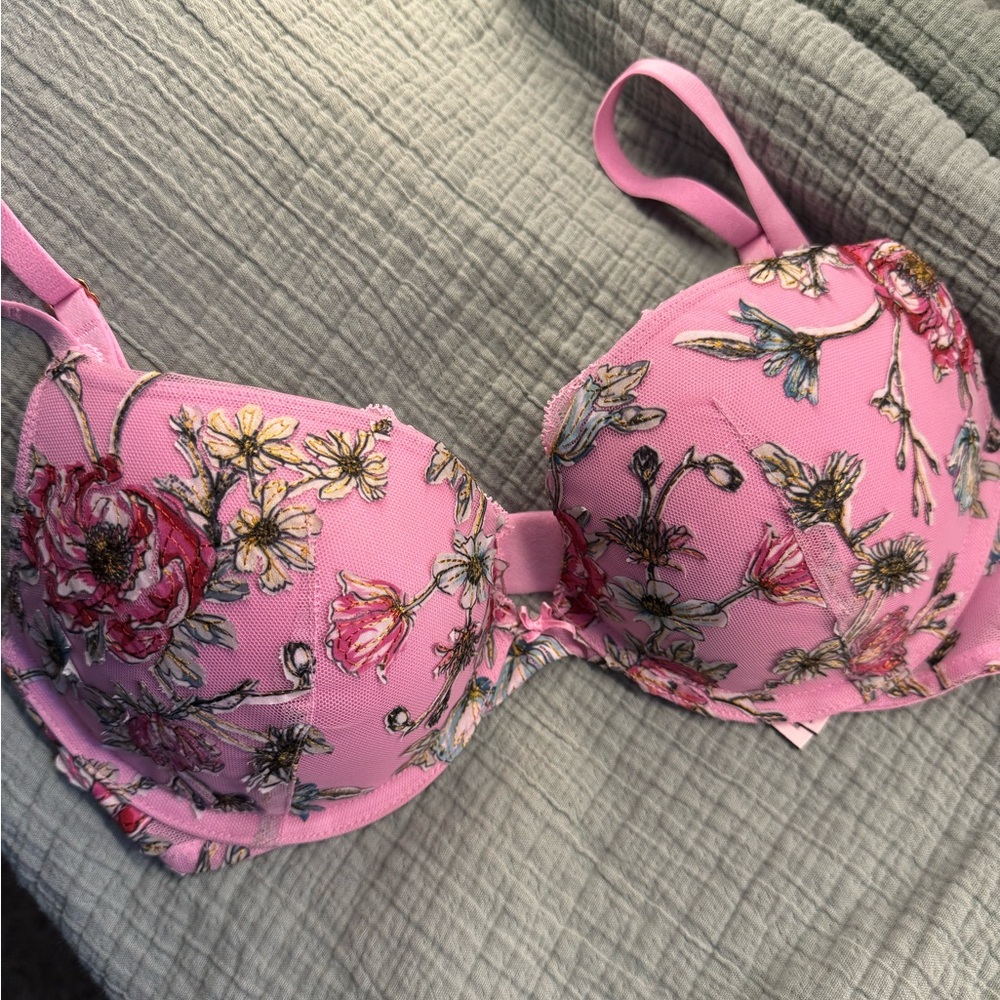 VS Bra 🦋✨